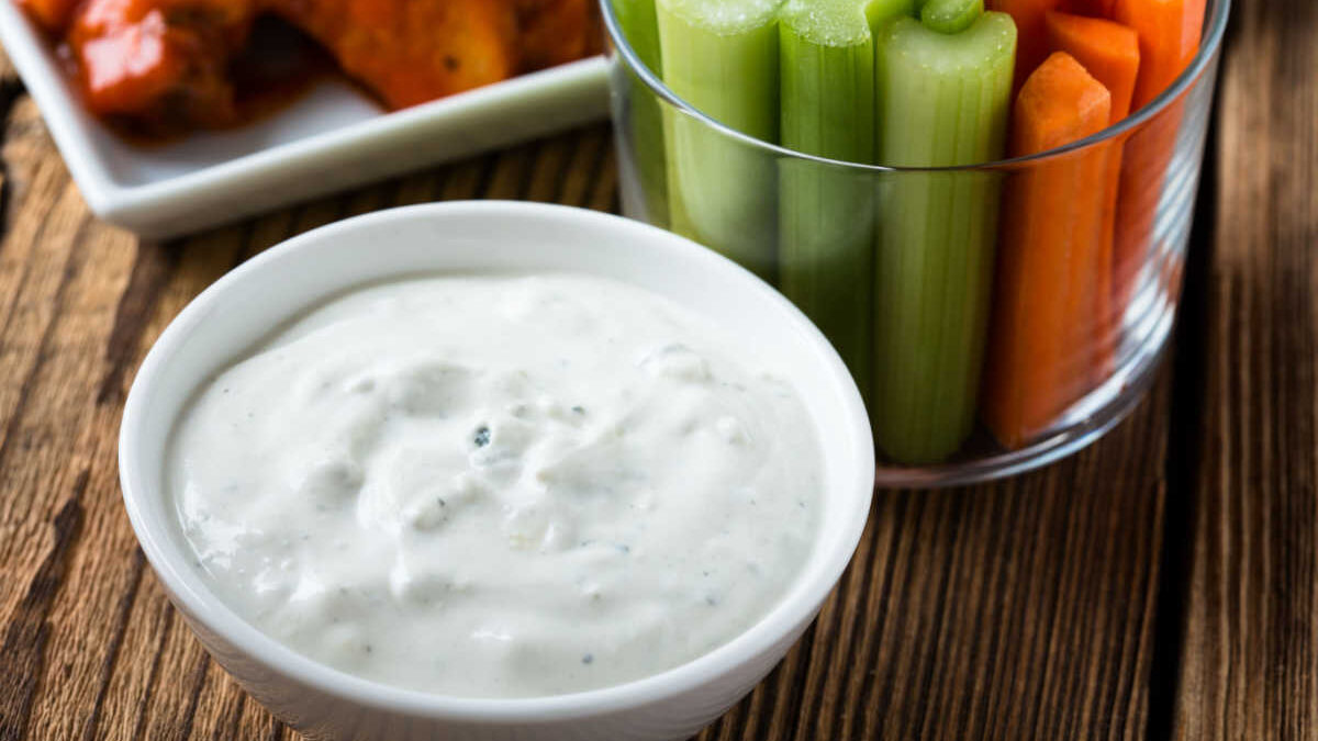 outback blue cheese dressing Outback Blue Cheese Vinaigrette Easy Copycat Recipe