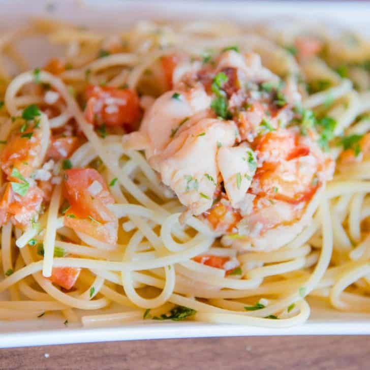 Yard House Lobster Garlic Noodles Recipe